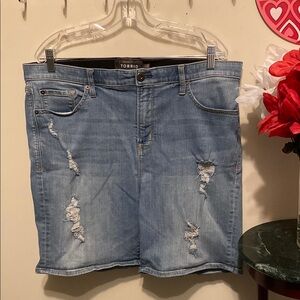 Torrid Premium Skinny Blue Distressed Denim Shorts Size 20